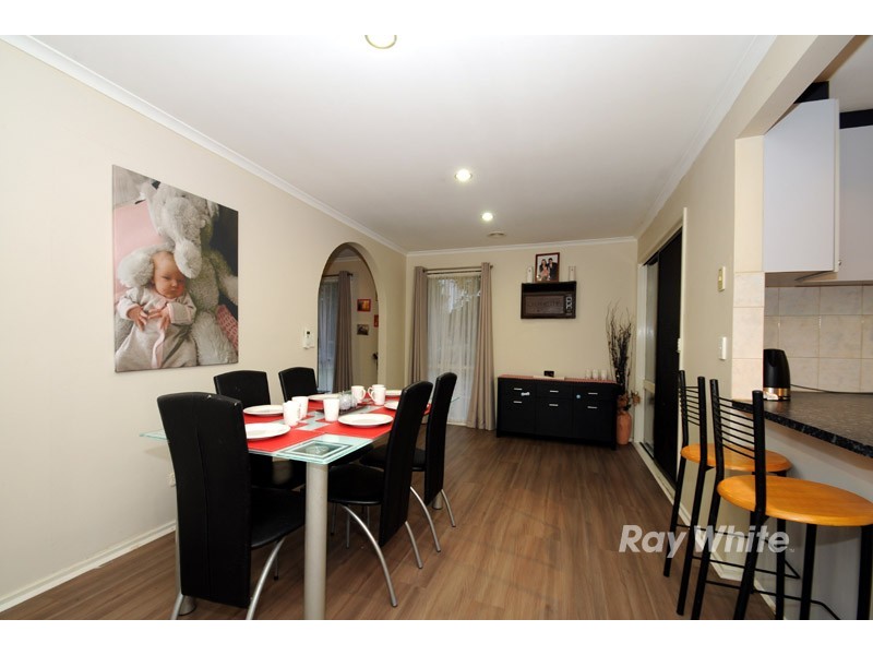 3 South Charles Court, Cranbourne VIC 3977