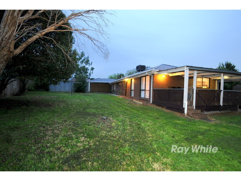 3 South Charles Court, Cranbourne VIC 3977