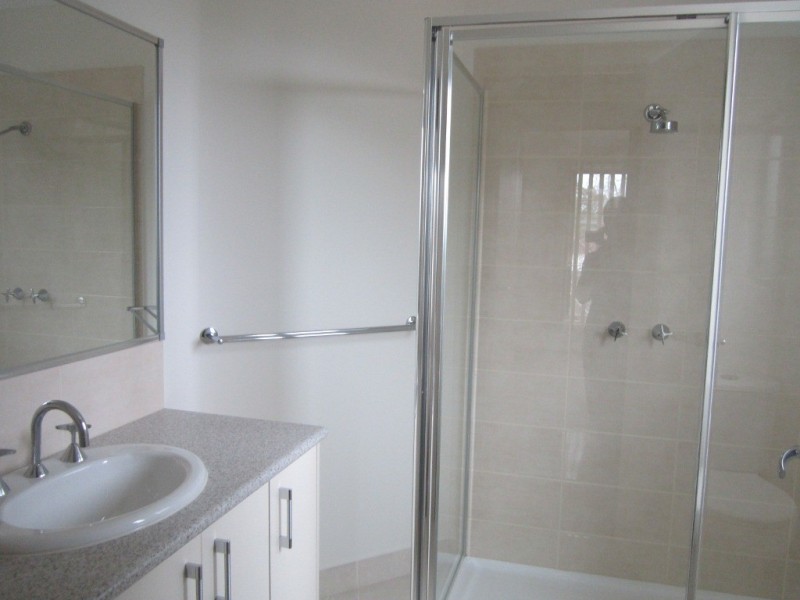 1/34 Grace Street, Cranbourne VIC 3977