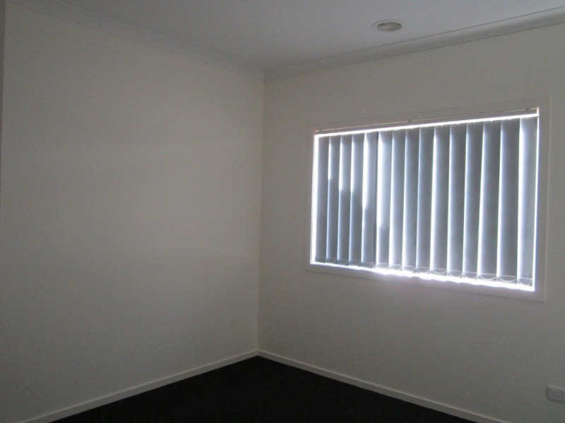 3/34 Grace Street, Cranbourne VIC 3977