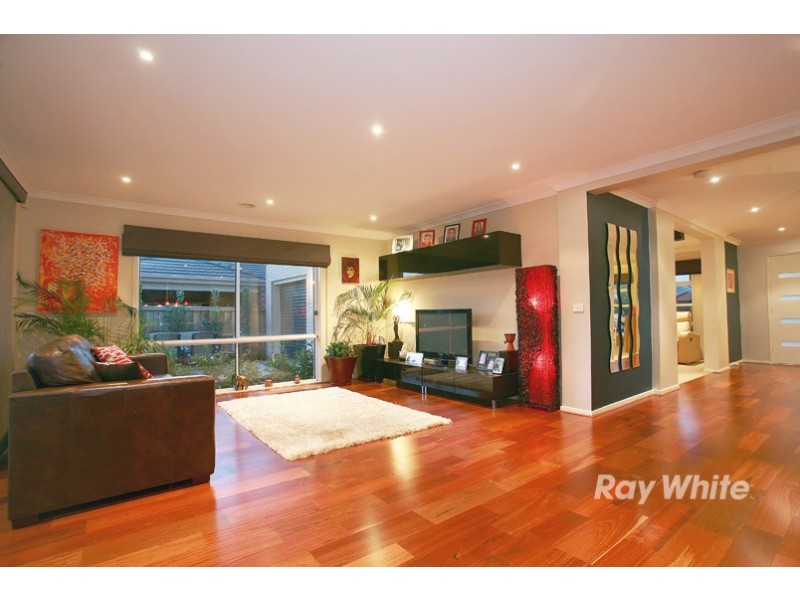 27 Alysha Avenue, Lyndhurst VIC 3975