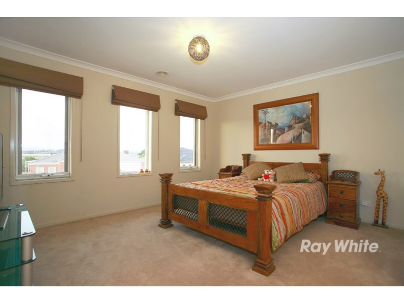 27 Alysha Avenue, Lyndhurst VIC 3975