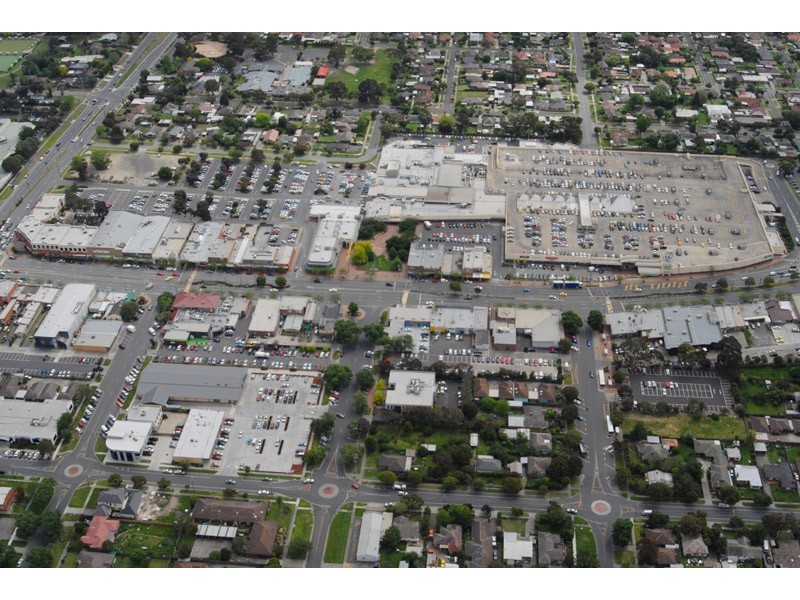 19 Bugle Lane, Cranbourne West VIC 3977