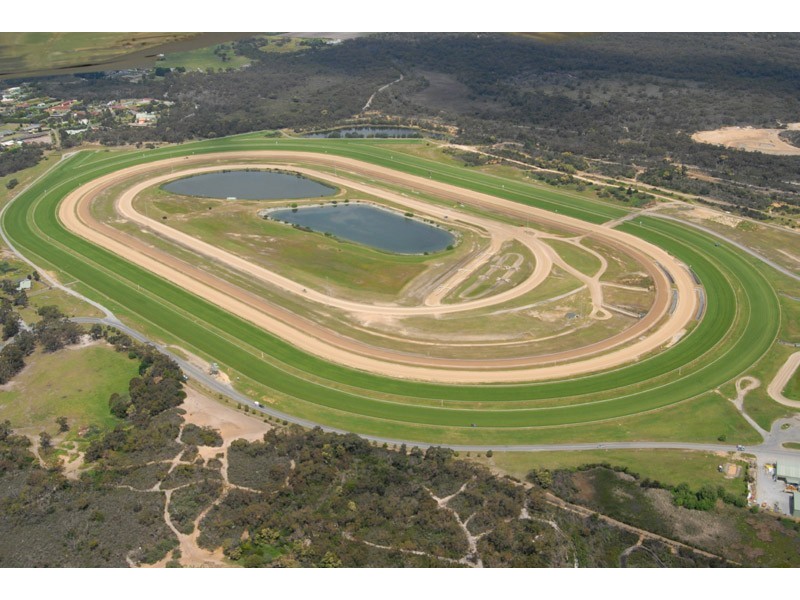 19 Bugle Lane, Cranbourne West VIC 3977