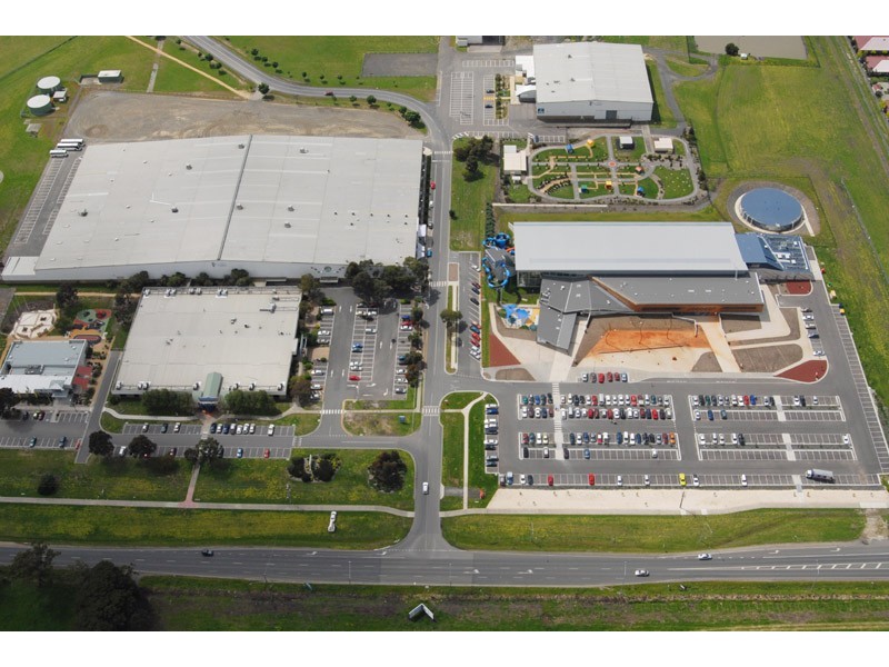 19 Bugle Lane, Cranbourne West VIC 3977