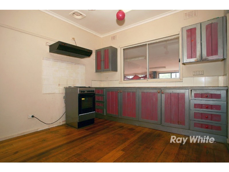 15 Shrives Road, Narre Warren VIC 3805