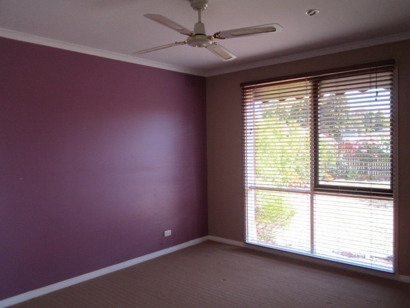 24 Taddor Drive, Cranbourne VIC 3977