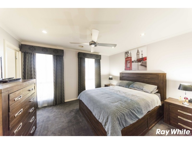 19 Ebony Street, Cranbourne VIC 3977