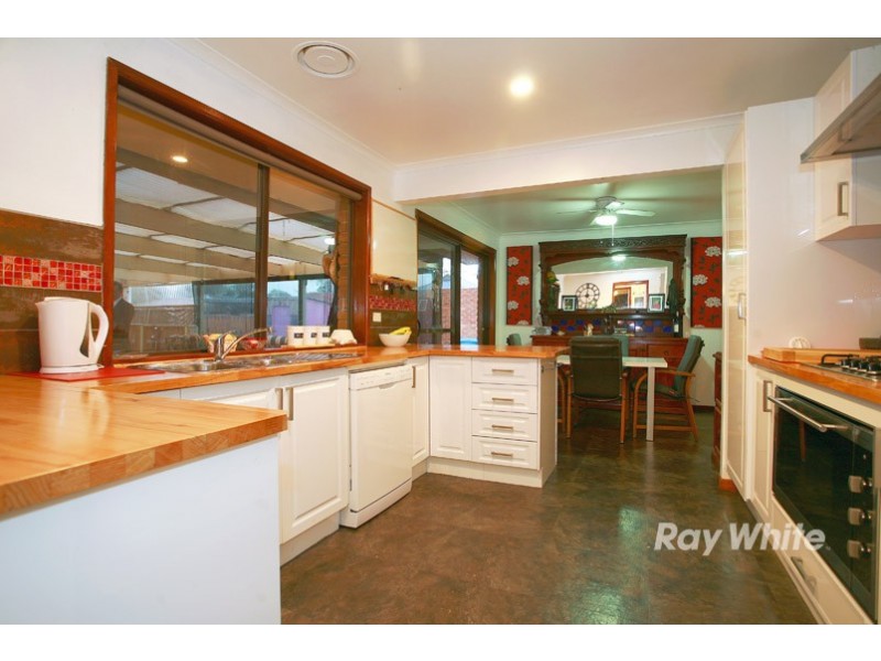 36 Elizabeth Street, Cranbourne North VIC 3977