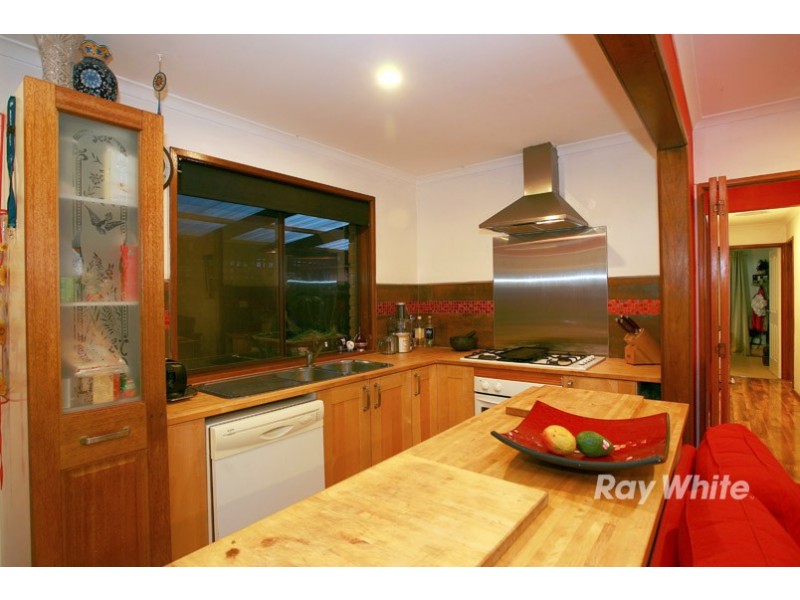 36 Elizabeth Street, Cranbourne North VIC 3977