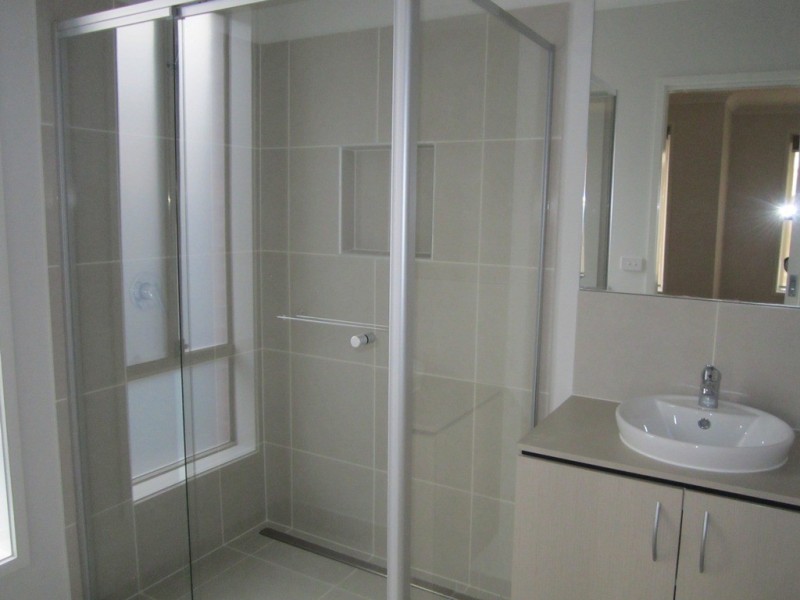 11 Buckskin Drive, Clyde North VIC 3978