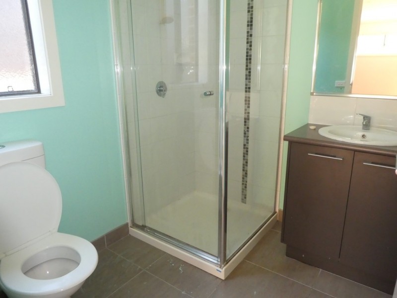 16 Islington Avenue, Cranbourne North VIC 3977