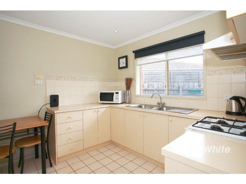 4 Ruffles Court, Cranbourne West VIC 3977