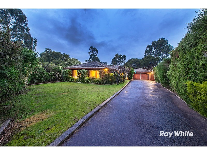 6 Marylyn Place, Cranbourne VIC 3977