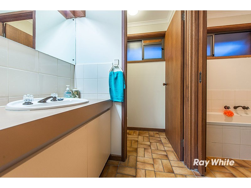 6 Marylyn Place, Cranbourne VIC 3977