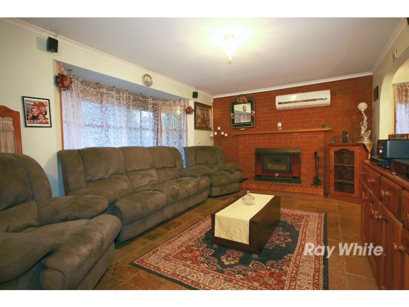 46 Marylyn Place, Cranbourne VIC 3977