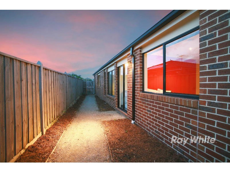 3 Alpine Heath Way, Lyndhurst VIC 3975