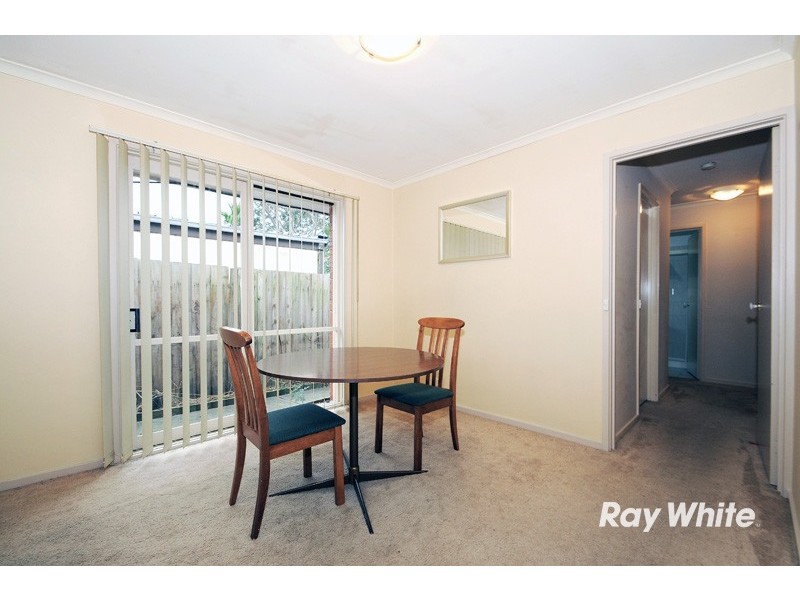 2/2 Hotham Street, Cranbourne VIC 3977