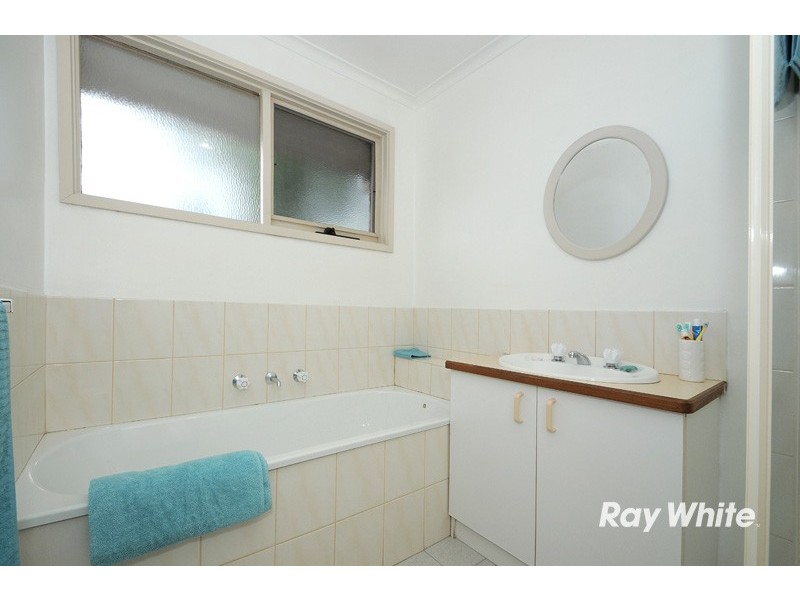 2/2 Hotham Street, Cranbourne VIC 3977