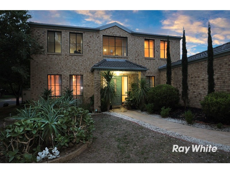 35 Banyalla Drive, Cranbourne West VIC 3977