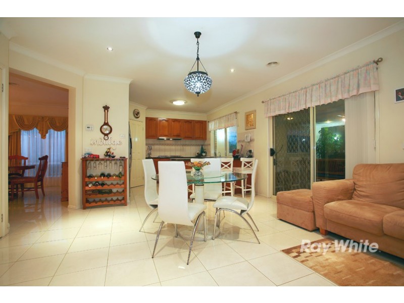 8 Bramble Close, Lyndhurst VIC 3975