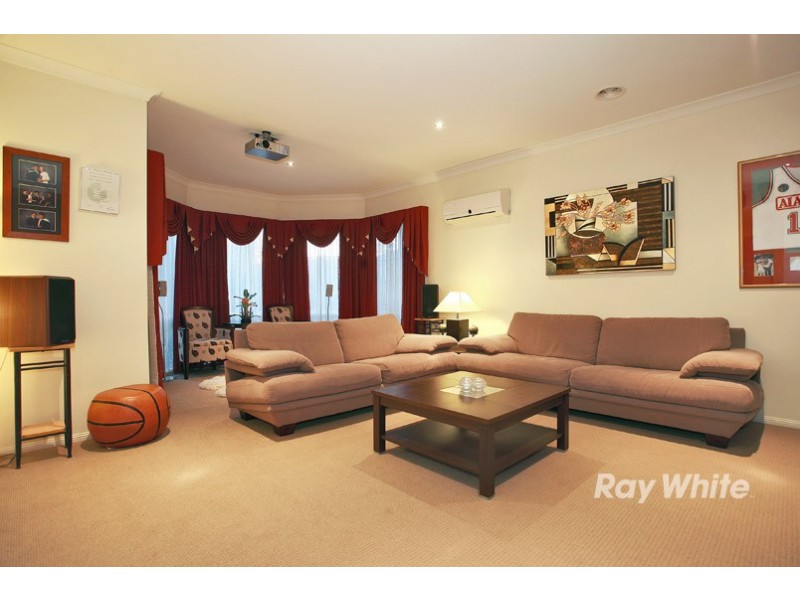 8 Bramble Close, Lyndhurst VIC 3975