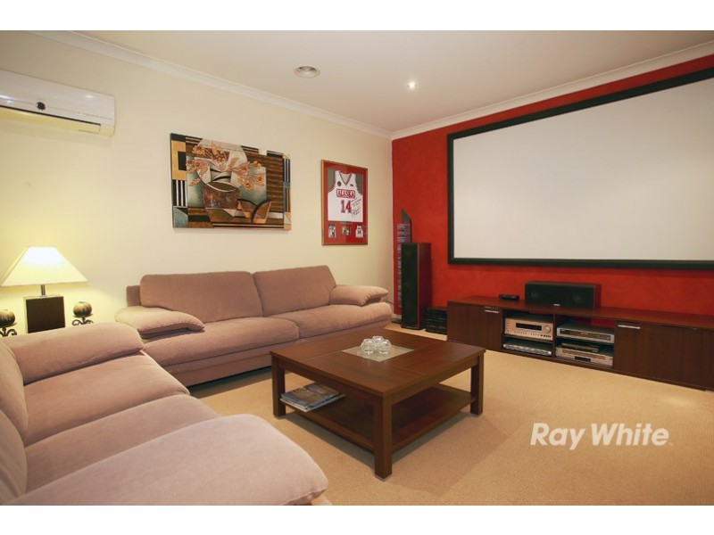 8 Bramble Close, Lyndhurst VIC 3975