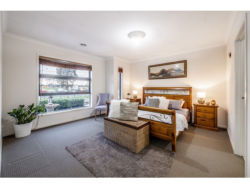 29 Honeybark Crescent, Lyndhurst VIC 3975