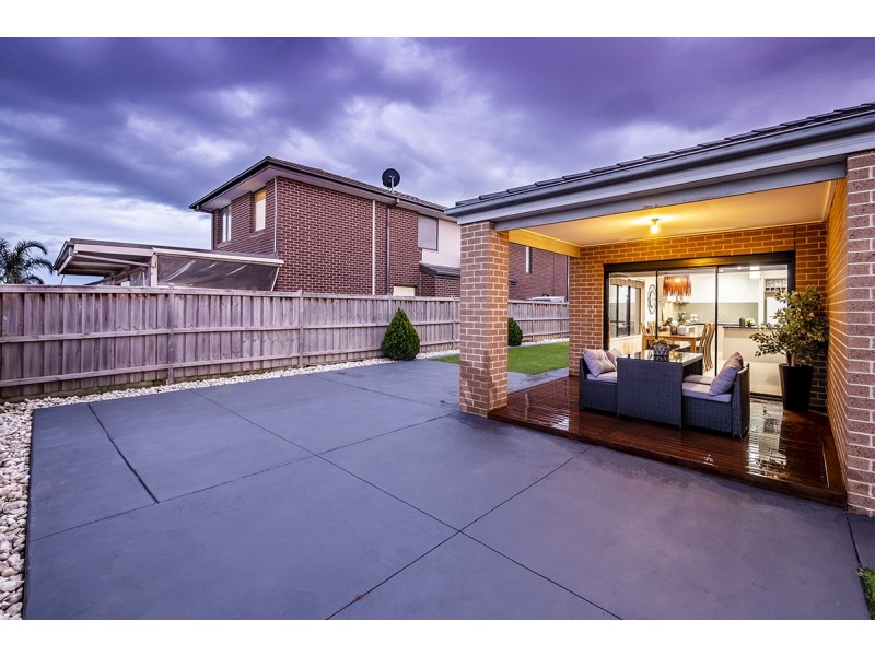 29 Honeybark Crescent, Lyndhurst VIC 3975