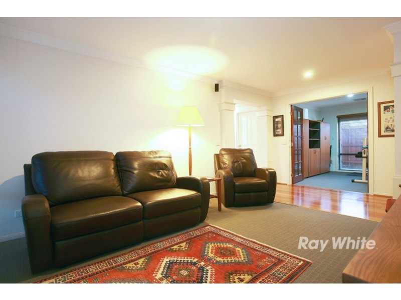 6 Red Oak Terrace, Lyndhurst VIC 3975