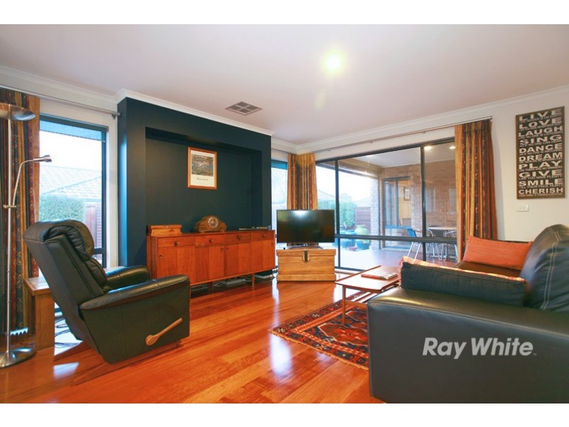 6 Red Oak Terrace, Lyndhurst VIC 3975