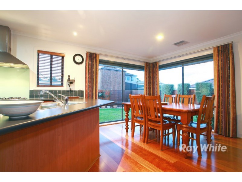 6 Red Oak Terrace, Lyndhurst VIC 3975