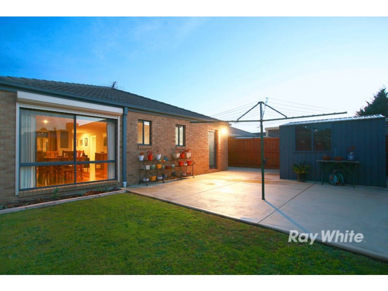 6 Red Oak Terrace, Lyndhurst VIC 3975