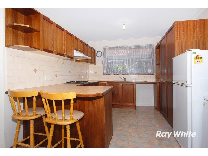 50 Central Parkway, Cranbourne West VIC 3977
