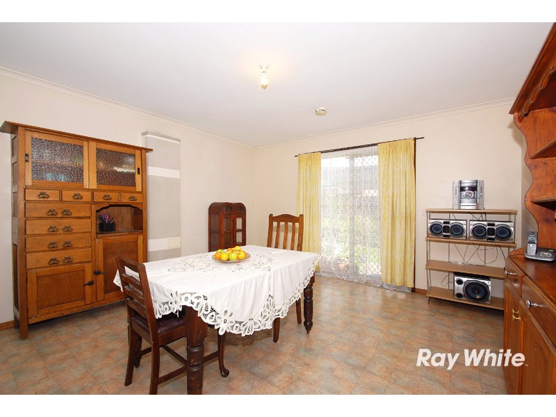 50 Central Parkway, Cranbourne West VIC 3977