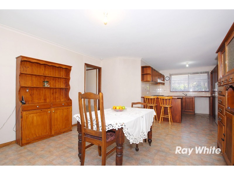 50 Central Parkway, Cranbourne West VIC 3977