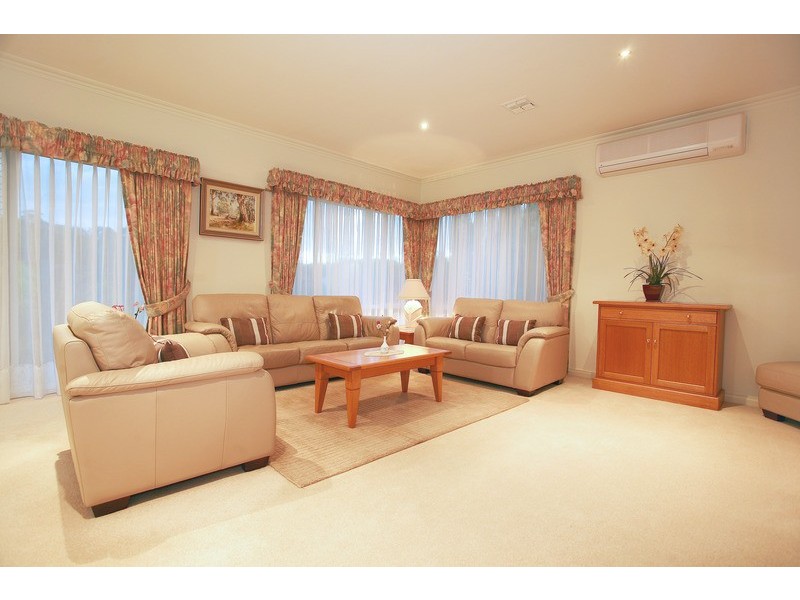 5 Oakridge Close, Lysterfield South VIC 3156