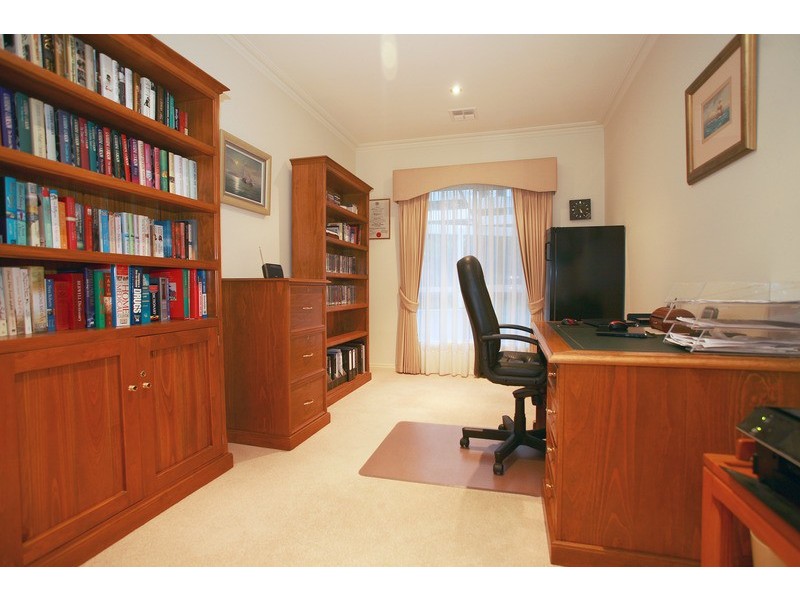 5 Oakridge Close, Lysterfield South VIC 3156