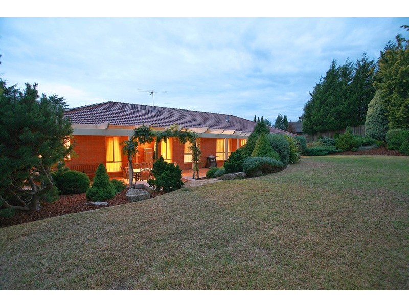 5 Oakridge Close, Lysterfield South VIC 3156