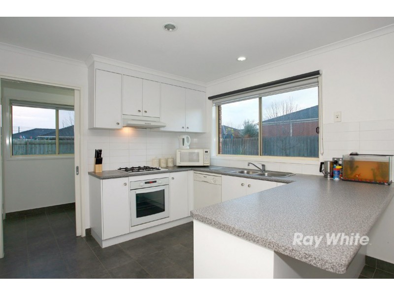 52 Kingdom Drive, Cranbourne VIC 3977