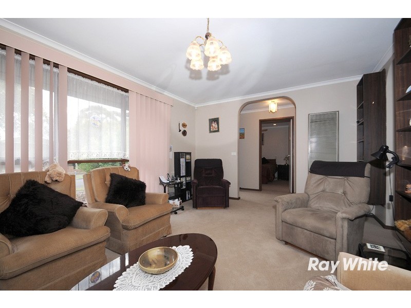 2 Phillip Court, Cranbourne North VIC 3977