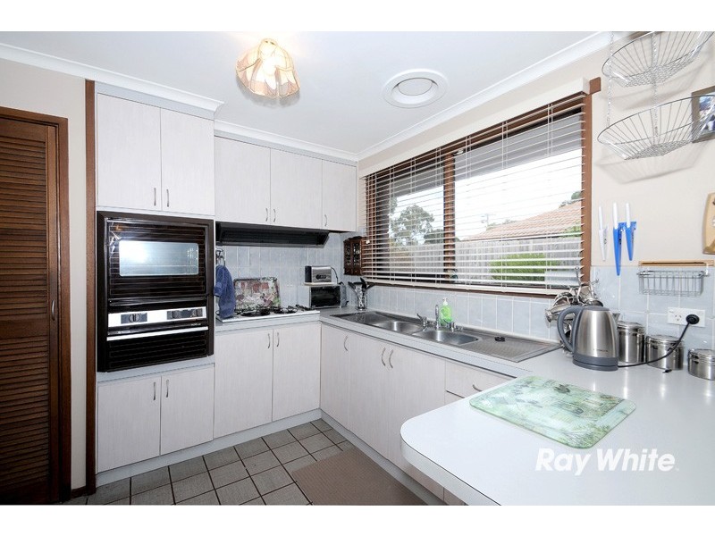 2 Phillip Court, Cranbourne North VIC 3977