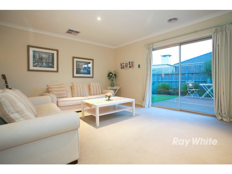 2 Tea Tree Court, Lyndhurst VIC 3975