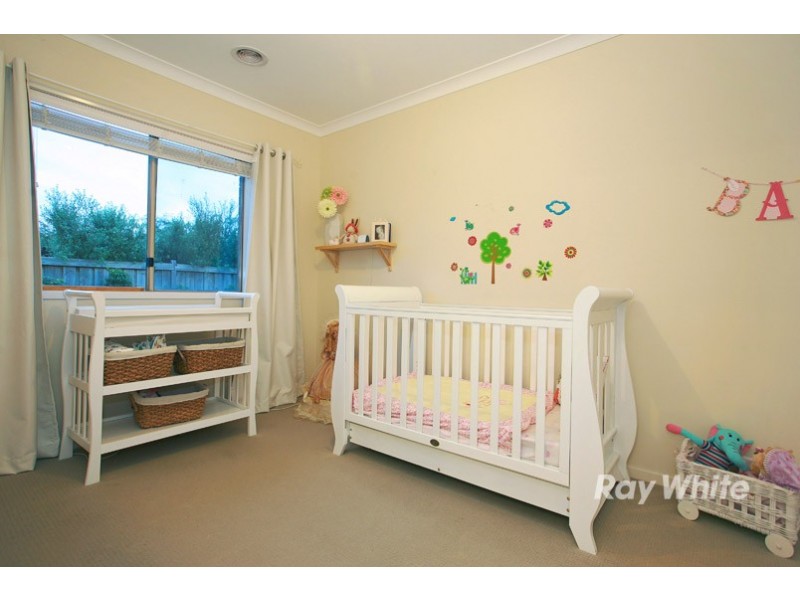 2 Tea Tree Court, Lyndhurst VIC 3975