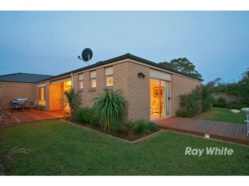 2 Tea Tree Court, Lyndhurst VIC 3975