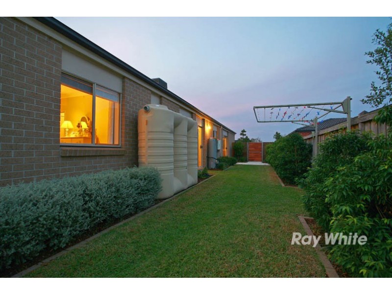 2 Tea Tree Court, Lyndhurst VIC 3975