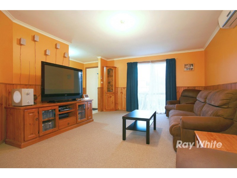 21 Greenmantle Close, Cranbourne VIC 3977