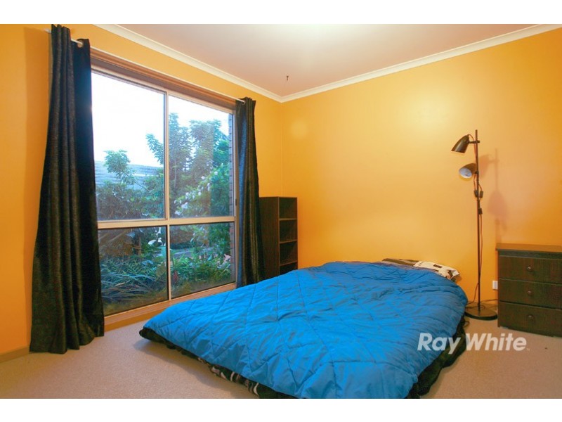 21 Greenmantle Close, Cranbourne VIC 3977