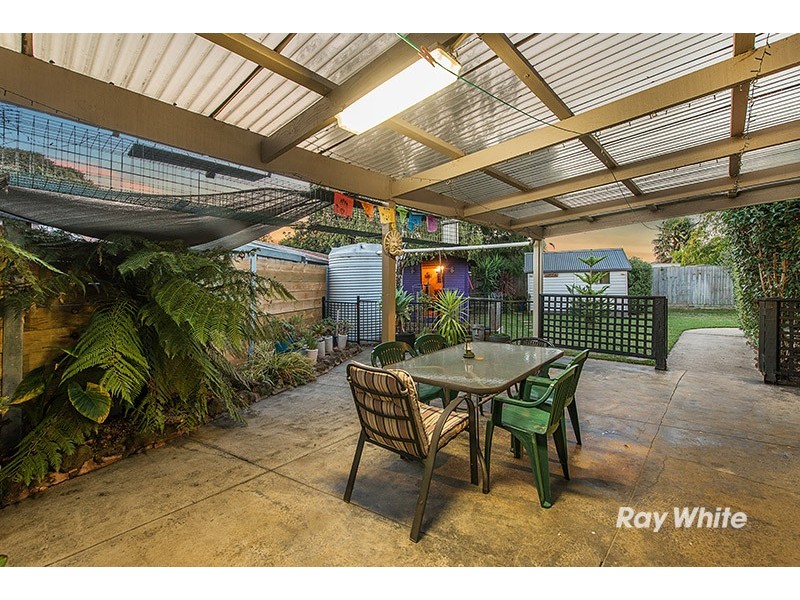 2 South Charles Court, Cranbourne VIC 3977