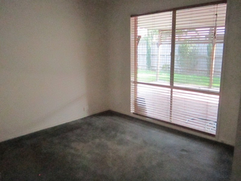 9 Silverwattle Drive, Lyndhurst VIC 3975